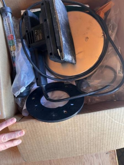Black  Decker Type 5 Sander - 120V