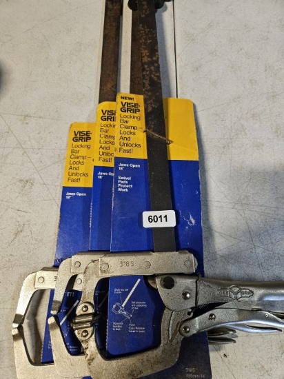 Vise Grip Locking Bar Clamp Locks And Unlocks Fast