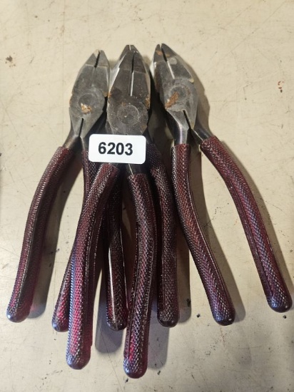 Red Handle Wire Cutters