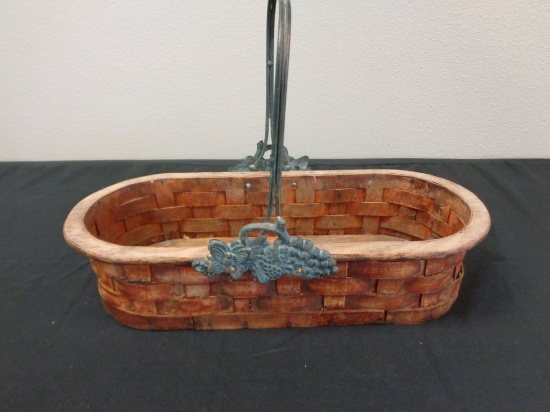 Wood weave basket with Metal Handle