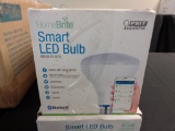 Lot of 4 smart LED 65w bulbs