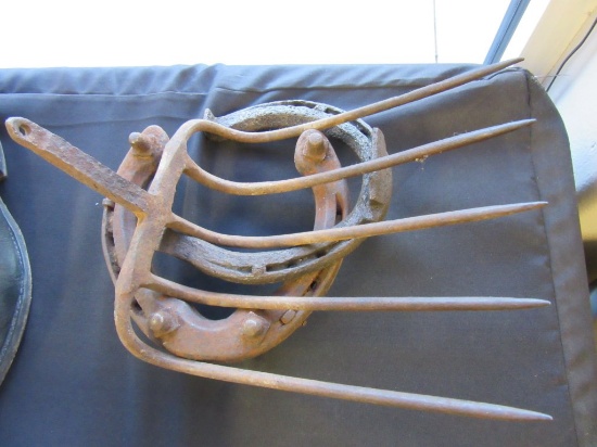 Antique Iron Pitch Fork & Horse Shoes