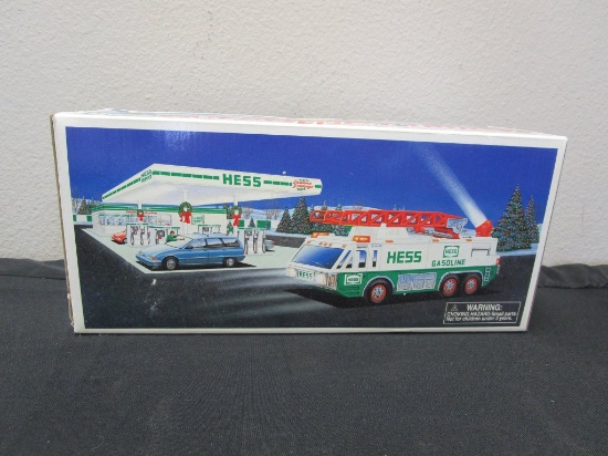 1996 Hess Emergency Truck Toy