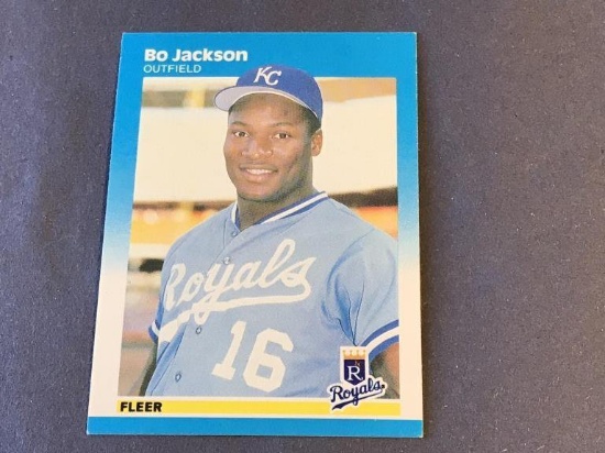 1987 Fleer #369 Bo Jackson Rookie Card