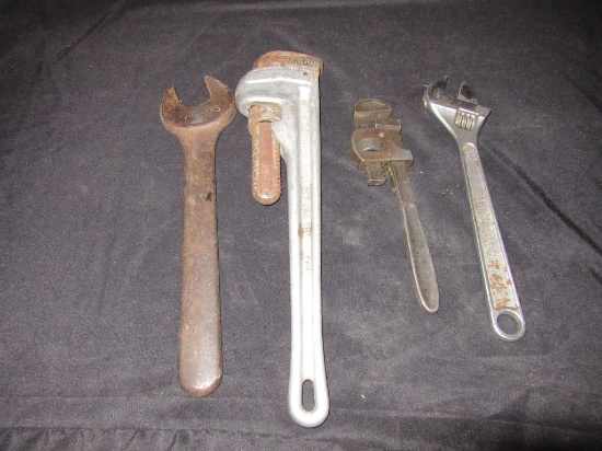 Tool lot of Pipe wrenches