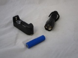 Li-ion LED flashlight w/ Batterys & Charger