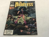 THE HUNTERS #1 DC  1989 1st  Helena Bertinelli