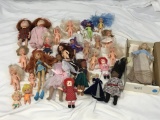 Lot of 28 Toy Dolls and miniature Dolls & infants