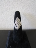 Silver Ring with Rhinestones 4.5g Total Weight Sz7