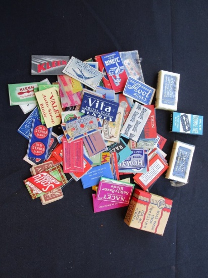 Huge Lot of Vintage Razors