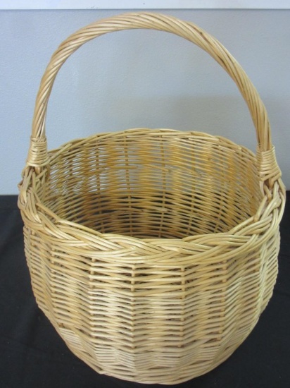 15 X 12 Large Round Wicker Blanket Basket