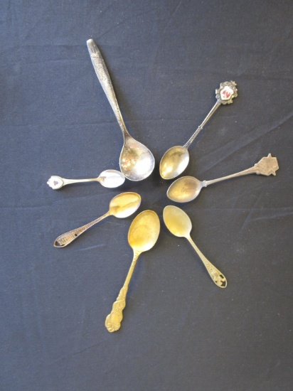Lot of 7 Miscellaneous Vintage Collector Spoons