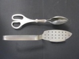 Lot of 2 Heavy Duty Kitchen Utensils