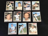 Lot of 11 YANKEES 1970 Topps Baseball Cards