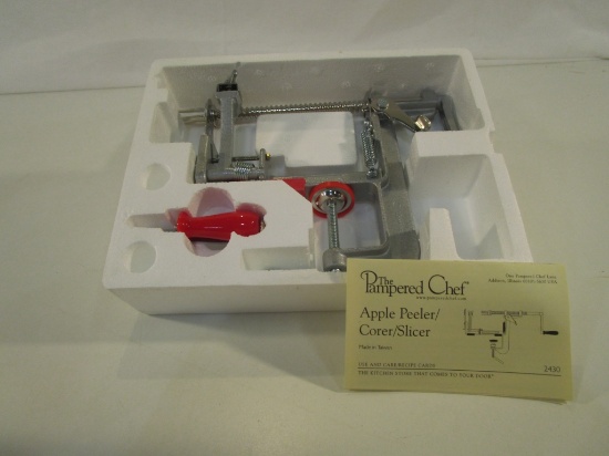 Pampered Chef Apple Peeler / Corer / Slicer