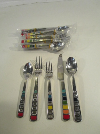 30 Piece Fiesta Eating Utensil Set, Service for 6
