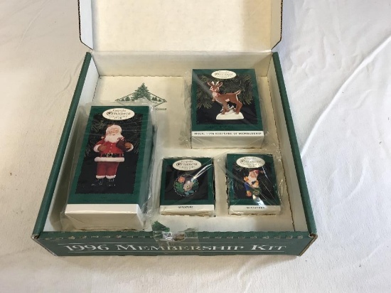 1996 Hallmark Keepsake Membership Kit 4 Ornaments