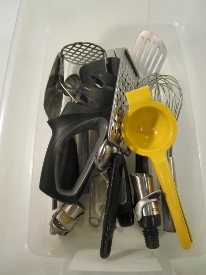 Lot of Kitchen Utensils