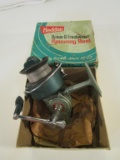 Vintage Heddon No. 250 Spinning Reel