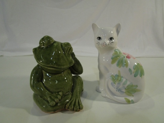 2 Decorative Ceramic Figures