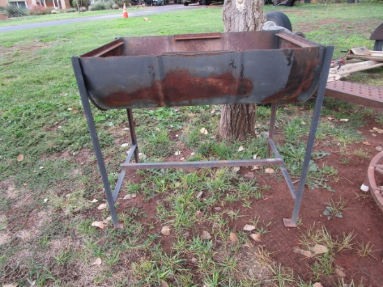 Small Trampoline & Barrell Pit/ Grill