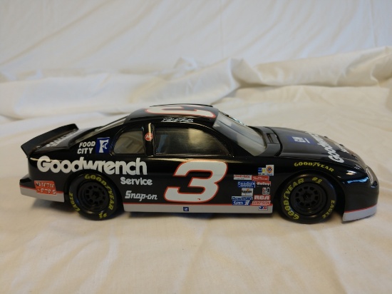 #3 Dale Earnhardt GM Goodwrench Service 1:24