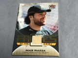 Mike Piazza 2007 Fleer Ultra Faces Game Bat Card