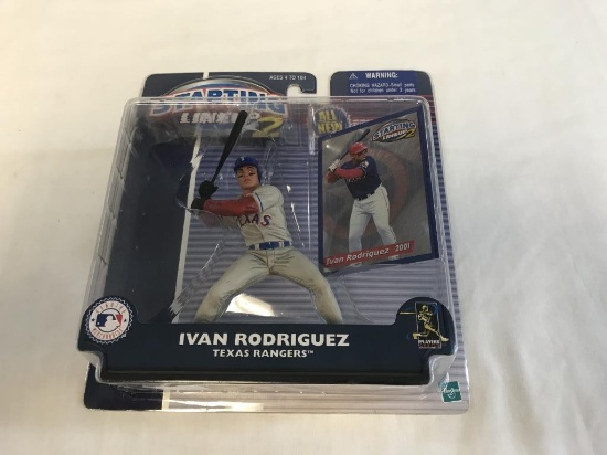 2001 IVAN RODRIGUEZ RANGERS STARTING LINEUP FIGURE