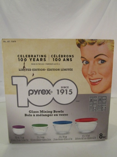 8 Piece Pyrex Bowl Set, New in the Box