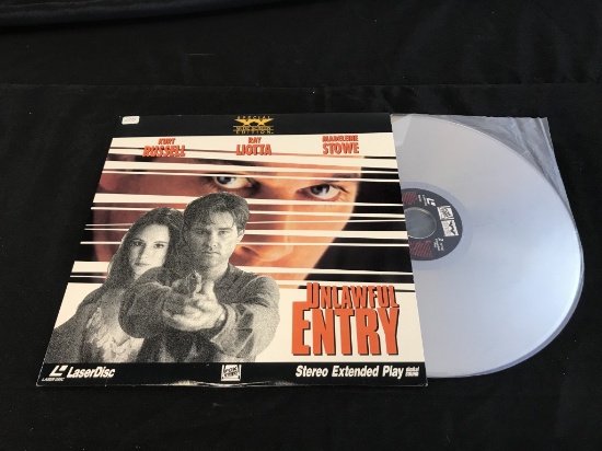 UNLAWFUL ENTRY Kurt Russell LASERDISC Movie