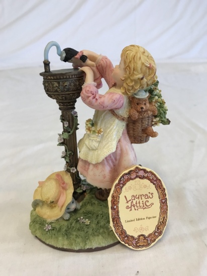 LAURA'S ATTIC FIGURINE Dolly Needs A Drink 428663