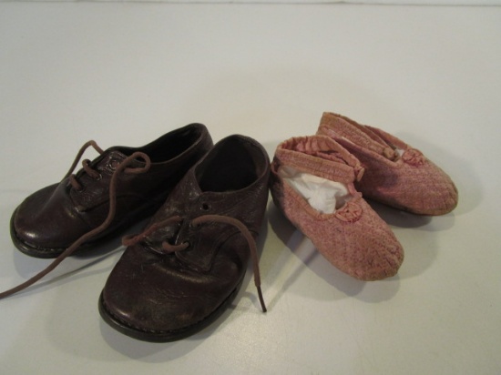 Lot of 2 Pairs of Vintage Children's Shoes