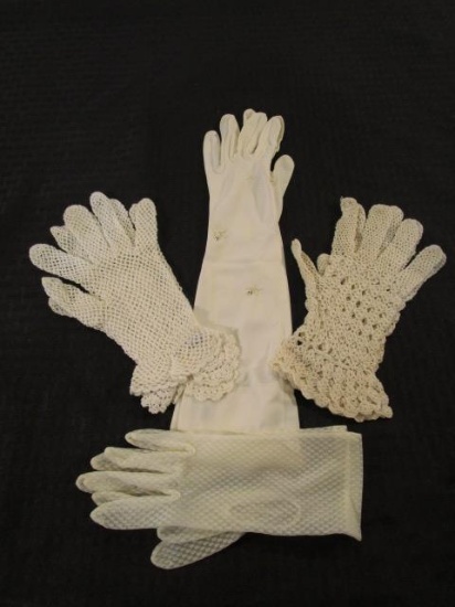 Lot of 4 Vintage Ladies Gloves, Incl. Crocheted