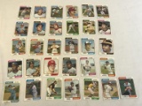 Lot of 31 1974 Topps Baseball Cards