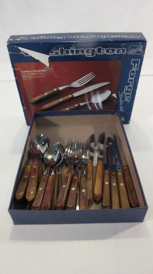 Washington Forge Town & Country 23 Pc Flatware set