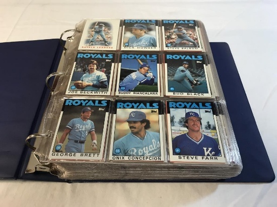1986 Topps Baseball Complete Set in binder 1-792