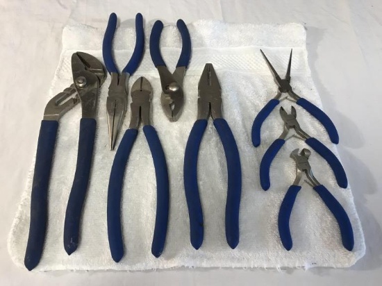 Companion 8 piece. Pliers Tool Set