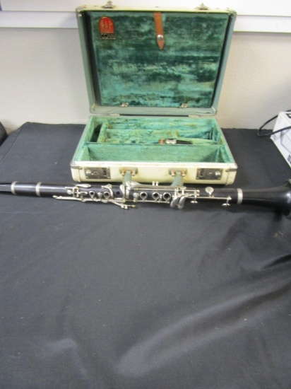 VTG Conn Clarinet and Case