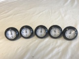 Lot of 5 Quartz Clocks with  wall outlets Plugs