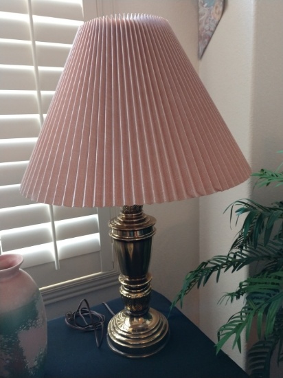 Brass table lamp with pink shade