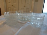 Glass salad bowl set