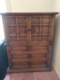 Traditional 4 drawer wood upright dresser
