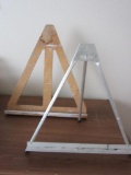 Lot of 2 table top art easels, metal and wood