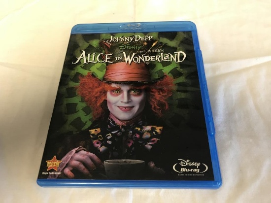 ALICE IN WONDERLAND Johnny Depp BLU-RAY Disney