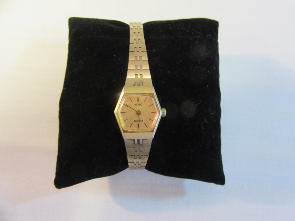 1980's Japanese Quartz Women's Watch ADEC , Mint, Unworn, Vintage Womens  Watch - Etsy