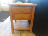 Wooden Endtable w/ 2 Drawers 25