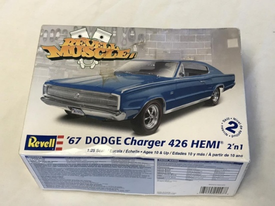 Revell Muscle Model 1967 Dodge Charger 426 Hemi