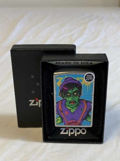 Zippo GREEN ZOMBIE Windproof Lighter NEW with box-
