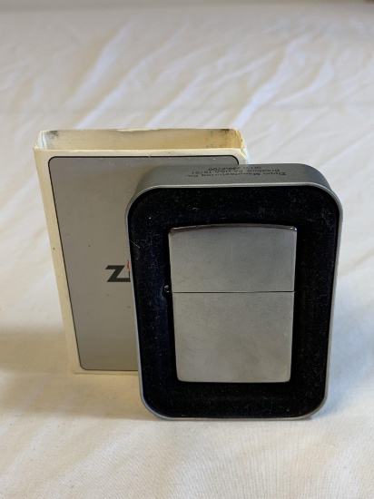 Zippo CHROME Windproof Lighter NEW with case