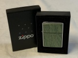 2006 Zippo GREEN TEXTURE Windproof Lighter NEW